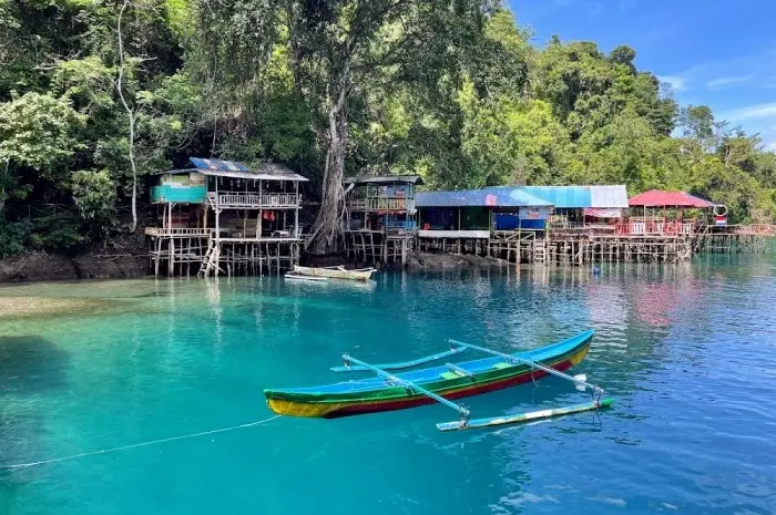 Wisata Bahari Terpopuler di Maluku Tengah